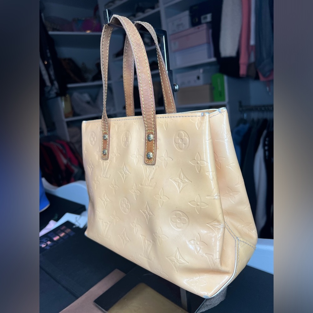 Authentic Louis Vuitton Vernis handbag - Picture 5 of 16